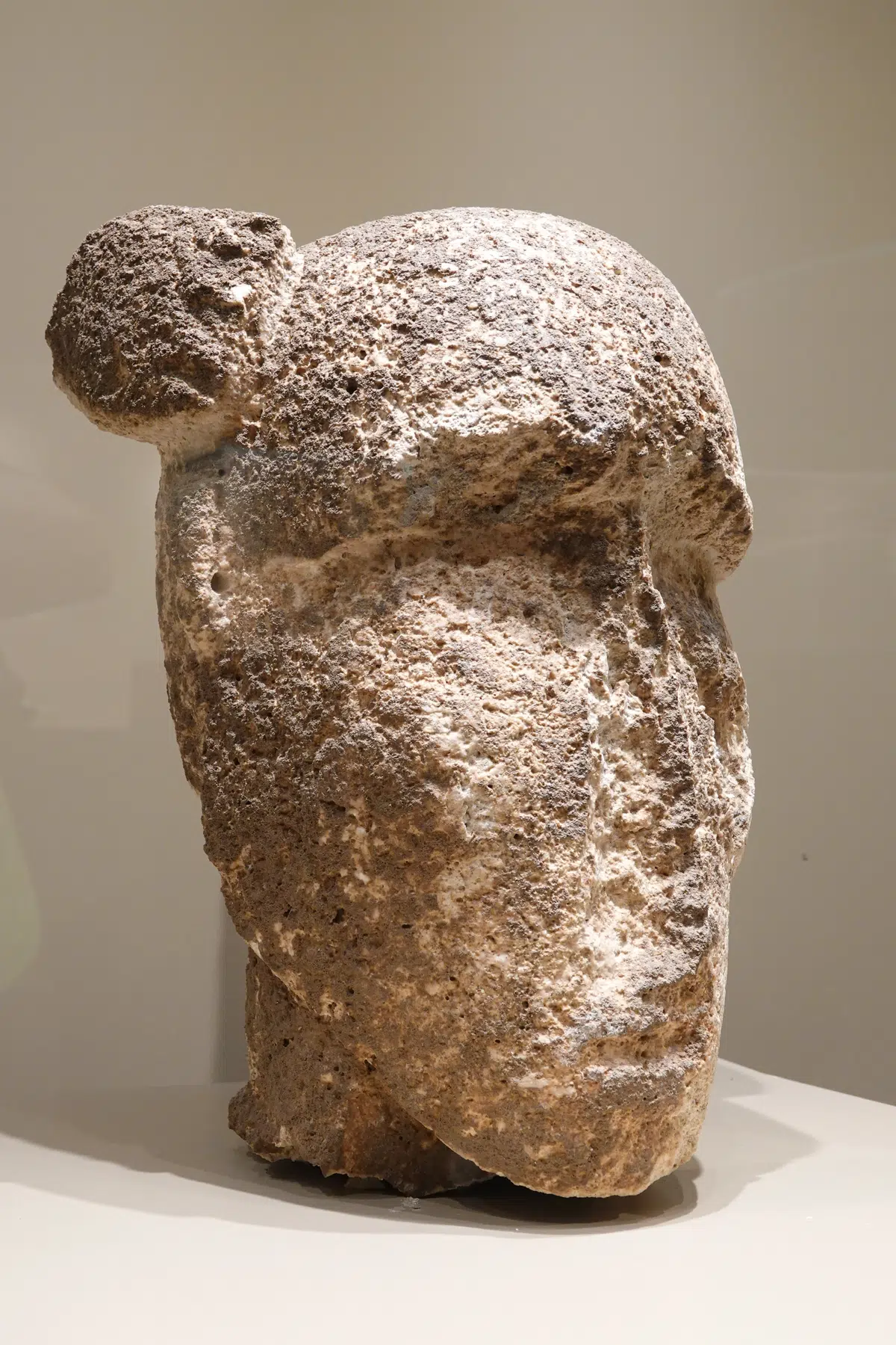 A carved head from Karahan Tepe in the Şanlıurfa Archaeology Museum.